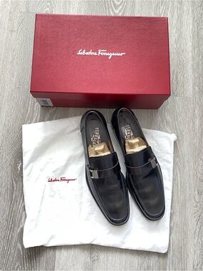 Salvatore Ferragamo Pregiato Loafers